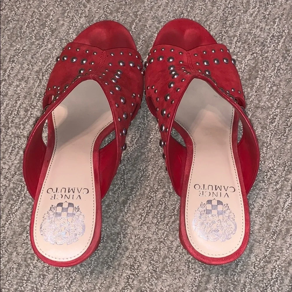 Vince Camuto Jorlyn Mules